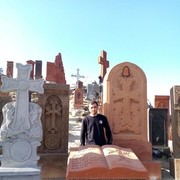  ,   Tiko, 34 ,   