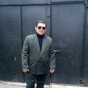  ,   Artur, 46 ,  