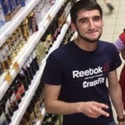  ,   Alijon, 32 ,  