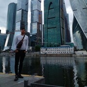  ,  Bek, 28