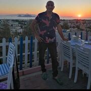  ,  Hasan, 49