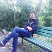  ,  Petrea, 25