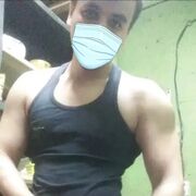  ,   Erik, 28 ,   ,   