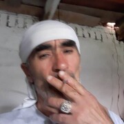  ,  Ali , 49