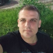  ,  Petr, 38