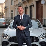  --,   MAN, 37 ,  