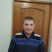  ,   Denis, 42 ,   ,   