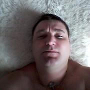  ,  Wiktor, 45