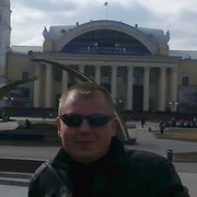  ,   VladimiR, 42 ,   