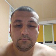  ,   Denis, 43 ,   ,   