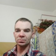  ,   Robert, 48 ,   