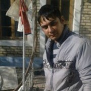  ,  Oybek, 32
