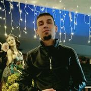  ,  Viktor, 29