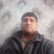  ,  Adidas, 39