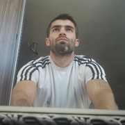  ,   Mamuka, 35 ,   