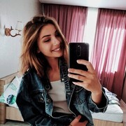  ,  Marina, 30