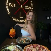  ,   Karina, 23 ,   ,   , c , 