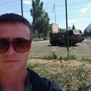  ,  Vadim, 31