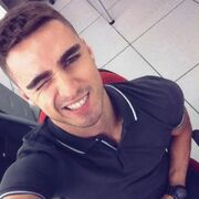  ,   Artur, 33 ,   ,   