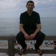  ,  Artur, 42