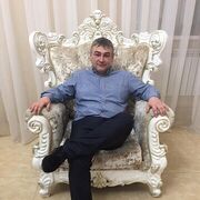  ,  Valentin, 40