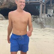 Denpasar,   Aleksandr, 48 ,   ,   , c 