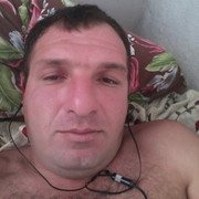  ,  Lasha, 40