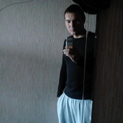  ,  Denis, 40