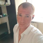  ,  Ivan, 32