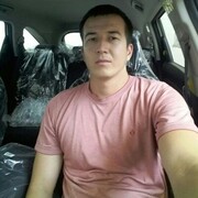  ,  Jony, 32