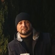  ,  Den, 42