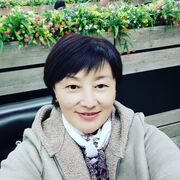  ,  Emma, 44