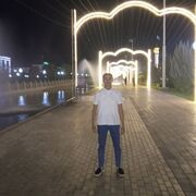  ,  Elyor, 37