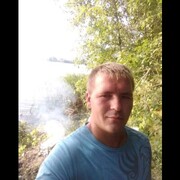  ,   Artem, 32 ,   ,   , c , 