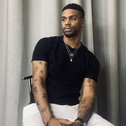  ,   Maikel, 26 ,  