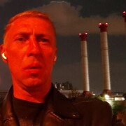  ,  Andre, 46