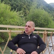  ,   Vahan, 37 ,   ,   
