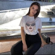  , 