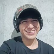  -,  Alexfobale, 28