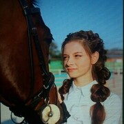 ,  Dasha, 23