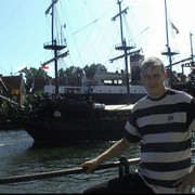  ,   Edvard, 46 ,     , c 