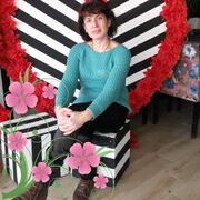  ,   Olesea, 44 ,   c 