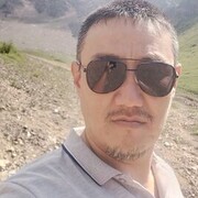  ,  Dzhon, 36