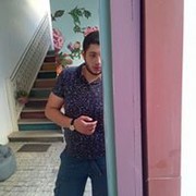  ,  Sandro, 32