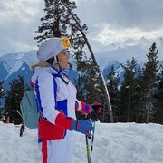  ,   Elena, 54 ,     , c 