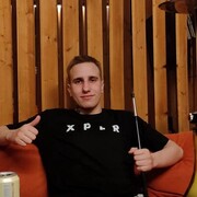   ,  Viktor, 23