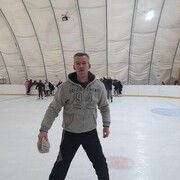  ,   Alex, 48 ,   ,   