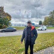  ,   Ubaidullo, 42 ,   ,   