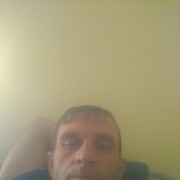  Warszawa,   Maksim, 42 ,   