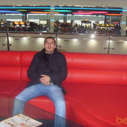  ,   Artur, 37 ,  